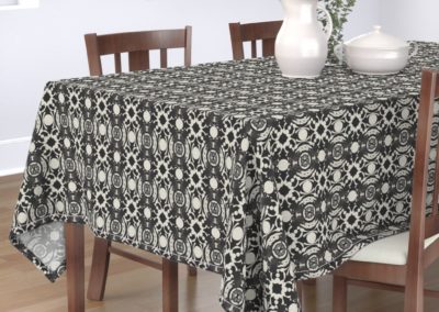 Tablecloth with celtic swan print design in pristine and black color play
